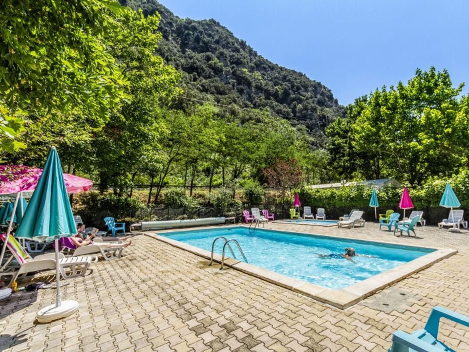 piscine camping mas lastourg